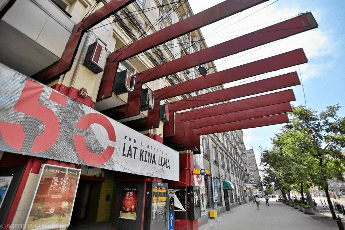 View of the 2024 conference venue - Luna cinema, from the street side